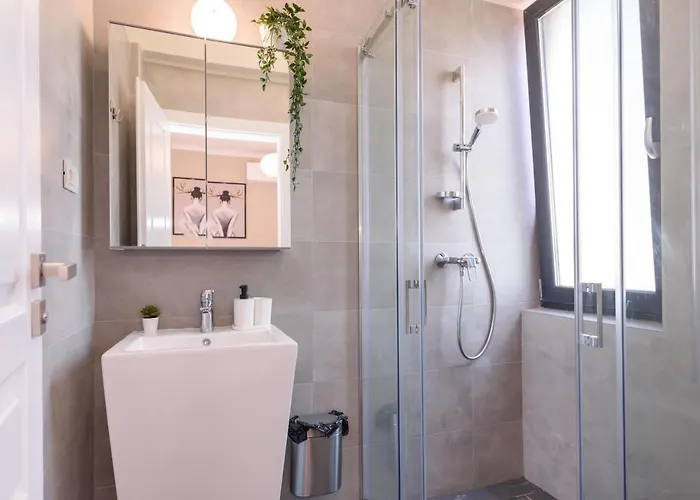 Aquarium Penthouse 6 * Năvodari