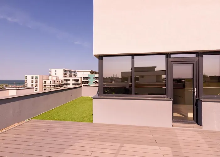 Aquarium Penthouse 6